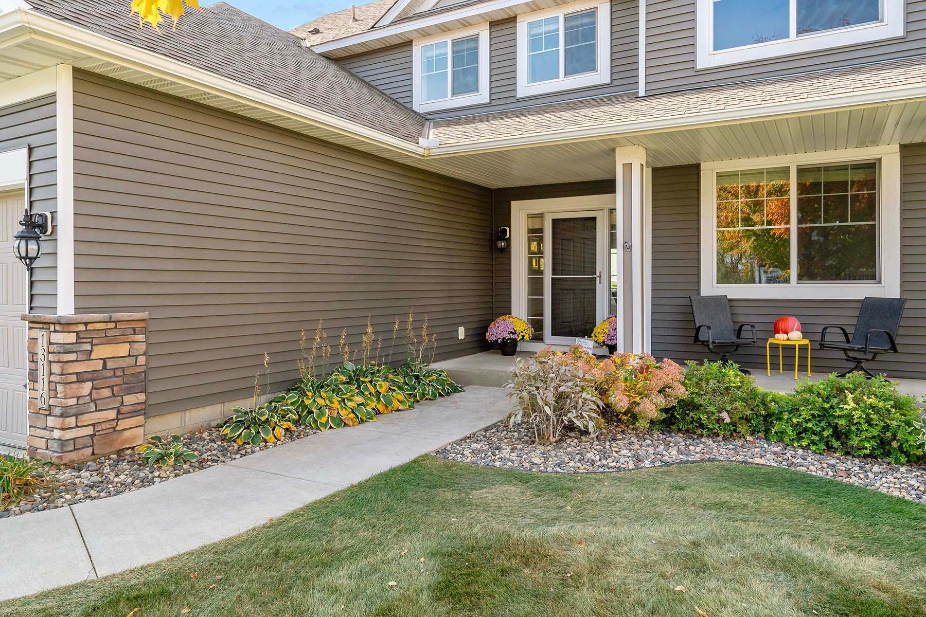 13116 Zinran Place