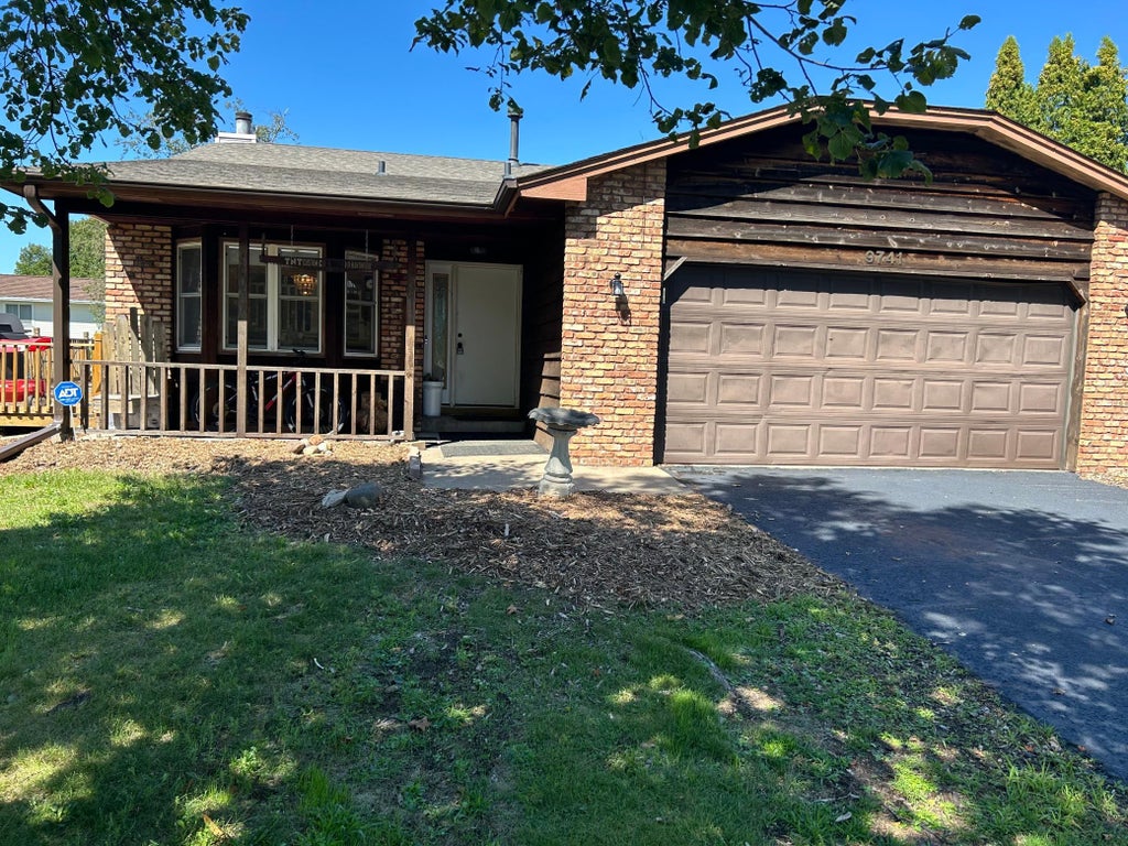 Photo of 9741 Thomas Avenue N, Brooklyn Park, MN 55444 (MLS # 7122534)