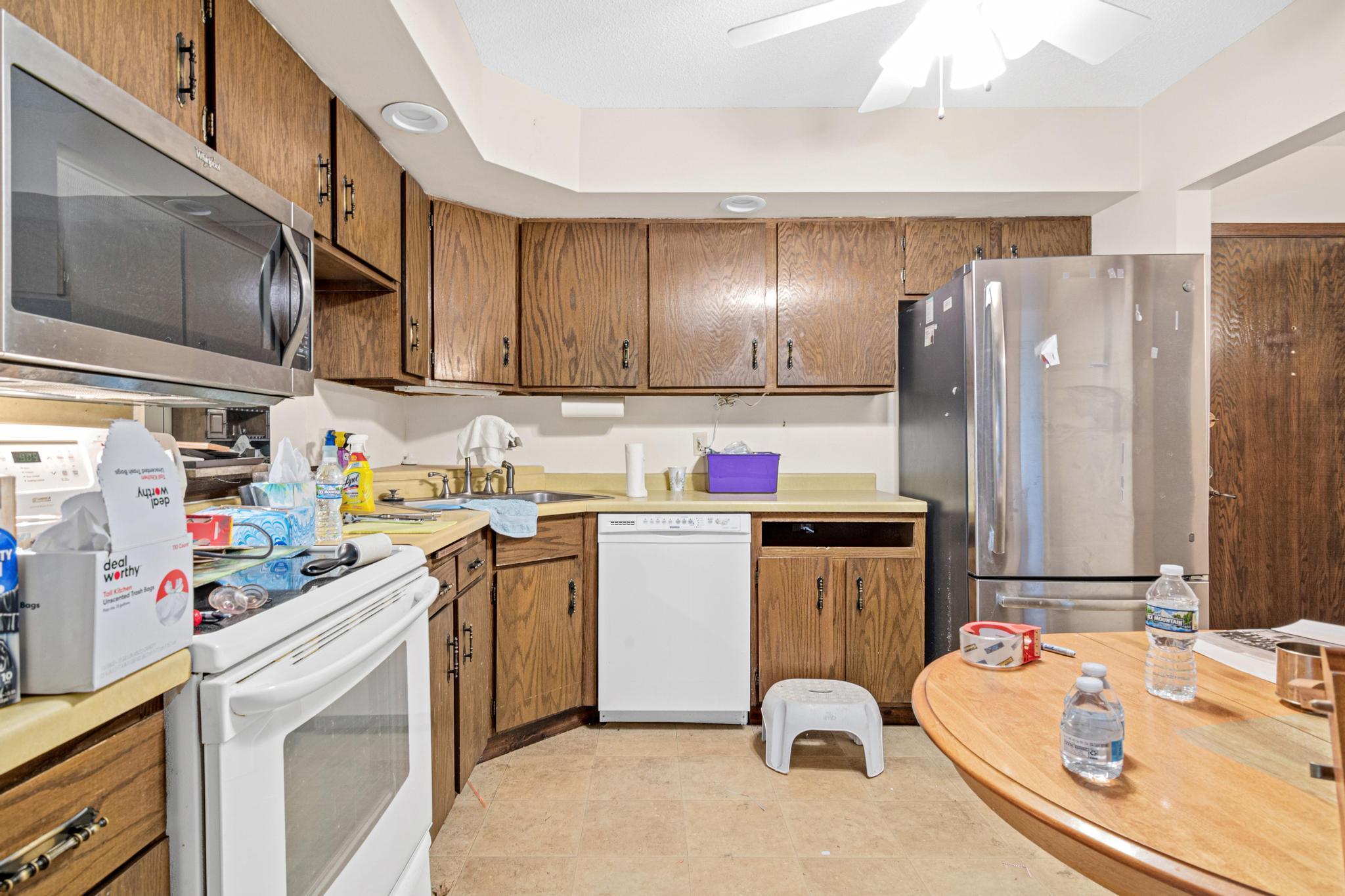 2485 Londin Lane E 315