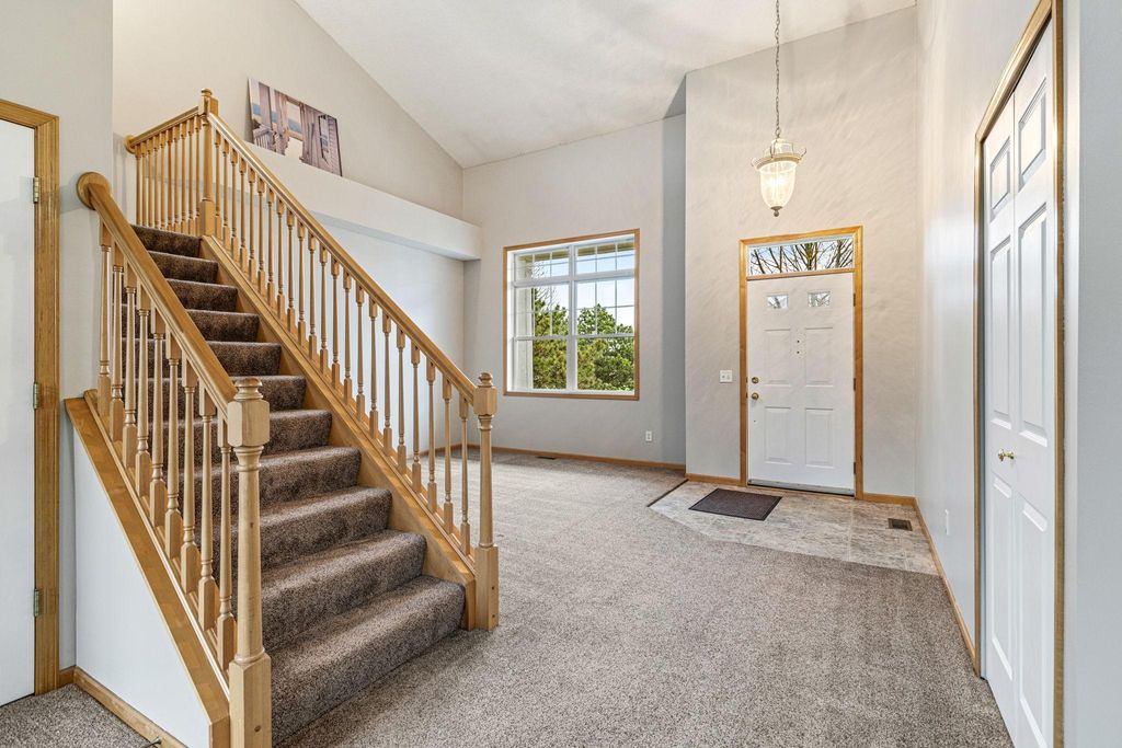 Photo of 14351 Bentley Way, Rosemount, MN 55068 (MLS # 6815608)