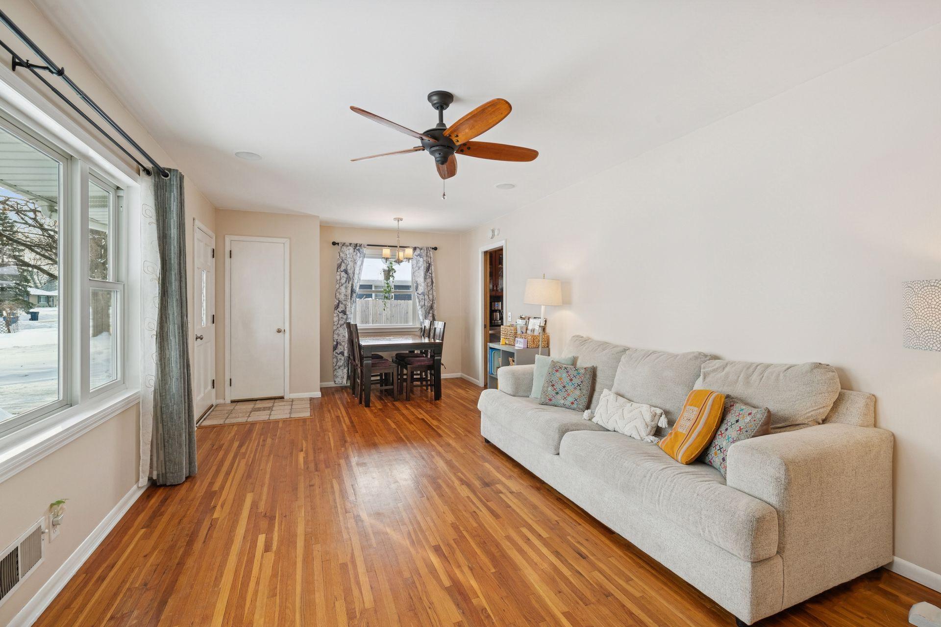 9642 Columbus Avenue S