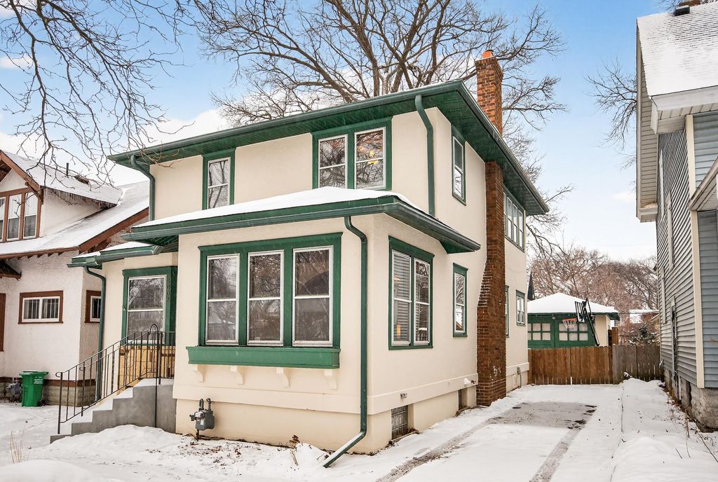 Photo of 4003 Wentworth Avenue, Minneapolis, MN 55409 (MLS # 7011708)