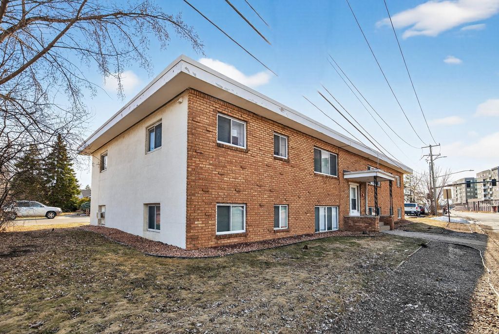 Photo of 8311 Excelsior Boulevard, Hopkins, MN 55343 (MLS # 7039259)