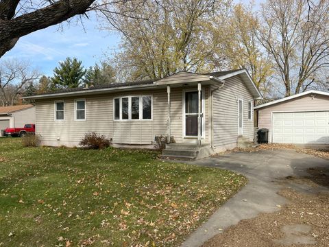 Photo of 2705 15th Street SE, Rochester, MN 55904 (MLS # 6814574)