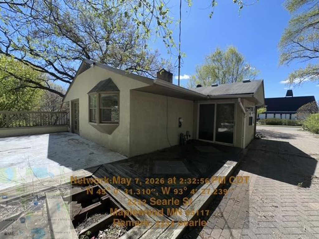 Photo of 2232 Searle Street, Maplewood, MN 55117 (MLS # 7075070)