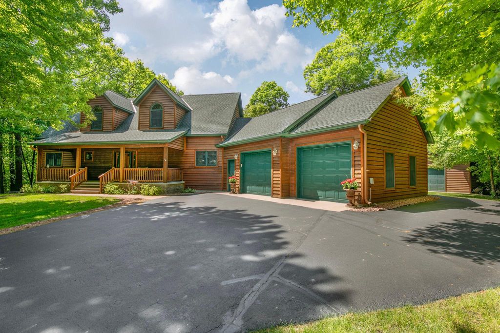 Photo of 38151 Wilderness Court, Sartell, MN 56377 (MLS # 7081166)