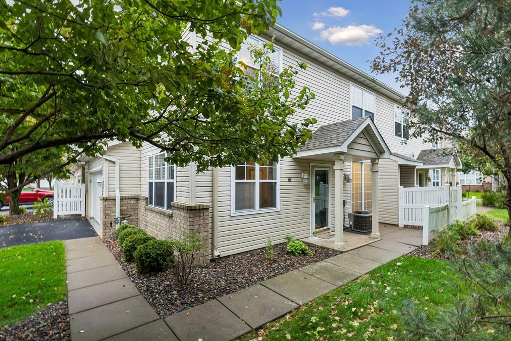 Photo of 9285 Holly Lane N, Maple Grove, MN 55311 (MLS # 7109568)
