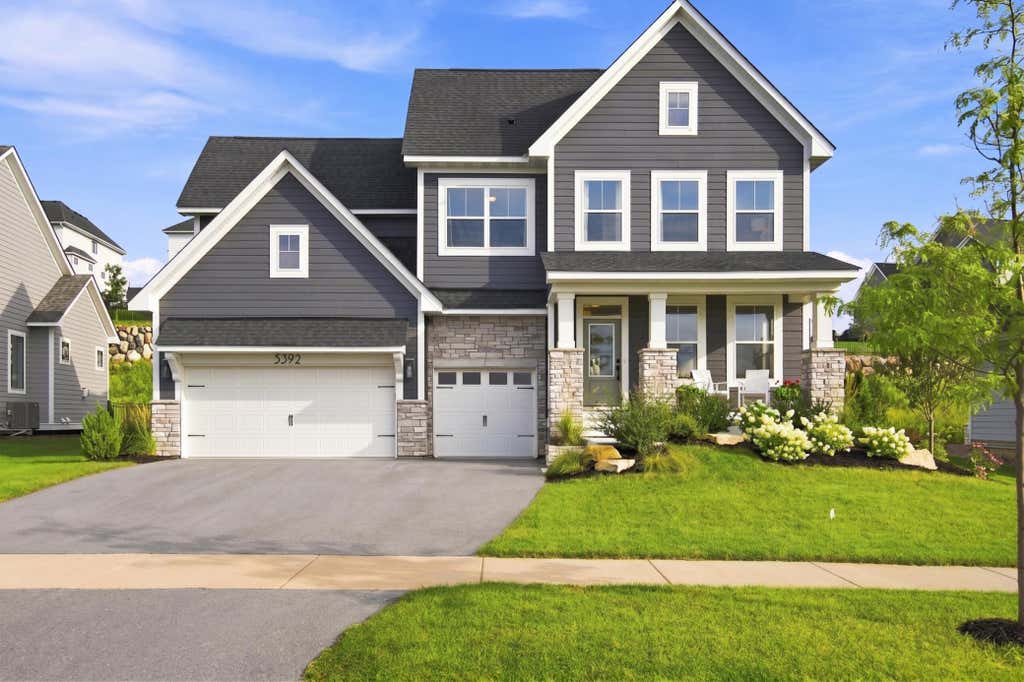 Photo of 5392 Rolling Hills Parkway, Victoria, MN 55318 (MLS # 7127679)