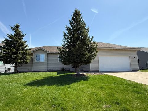 Photo of 211 Fischer Street NW, Montgomery, MN 56069 (MLS # 7060069)