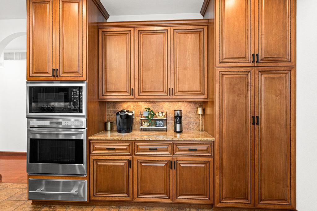 Duluth, Minnesota, 55811, United States, 6 Bedrooms Bedrooms, ,8 BathroomsBathrooms,Residential,Active,2013924
