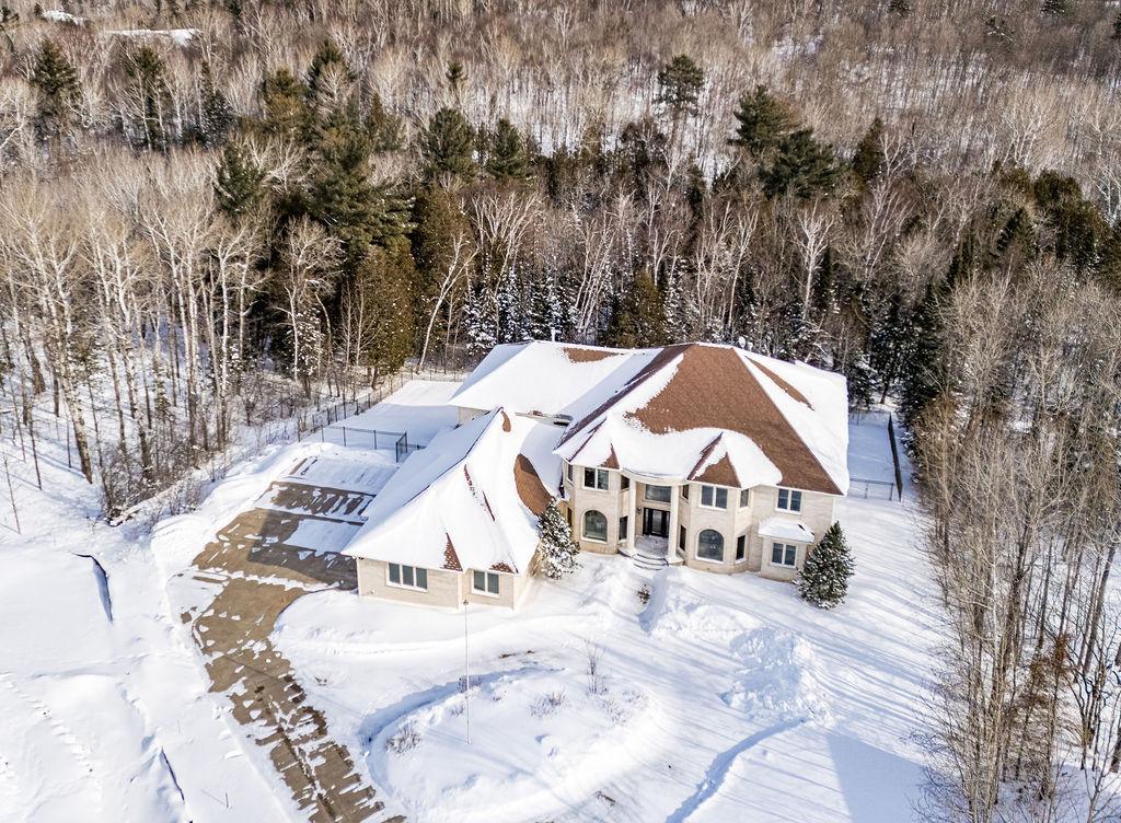 Duluth, Minnesota, 55811, United States, 6 Bedrooms Bedrooms, ,8 BathroomsBathrooms,Residential,Active,2013924