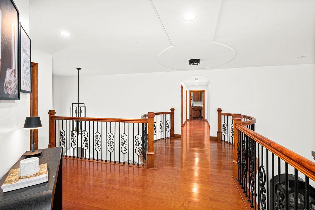 Duluth, Minnesota, 55811, United States, 6 Bedrooms Bedrooms, ,8 BathroomsBathrooms,Residential,Active,2013924