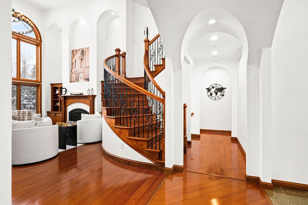 Duluth, Minnesota, 55811, United States, 6 Bedrooms Bedrooms, ,8 BathroomsBathrooms,Residential,Active,2013924