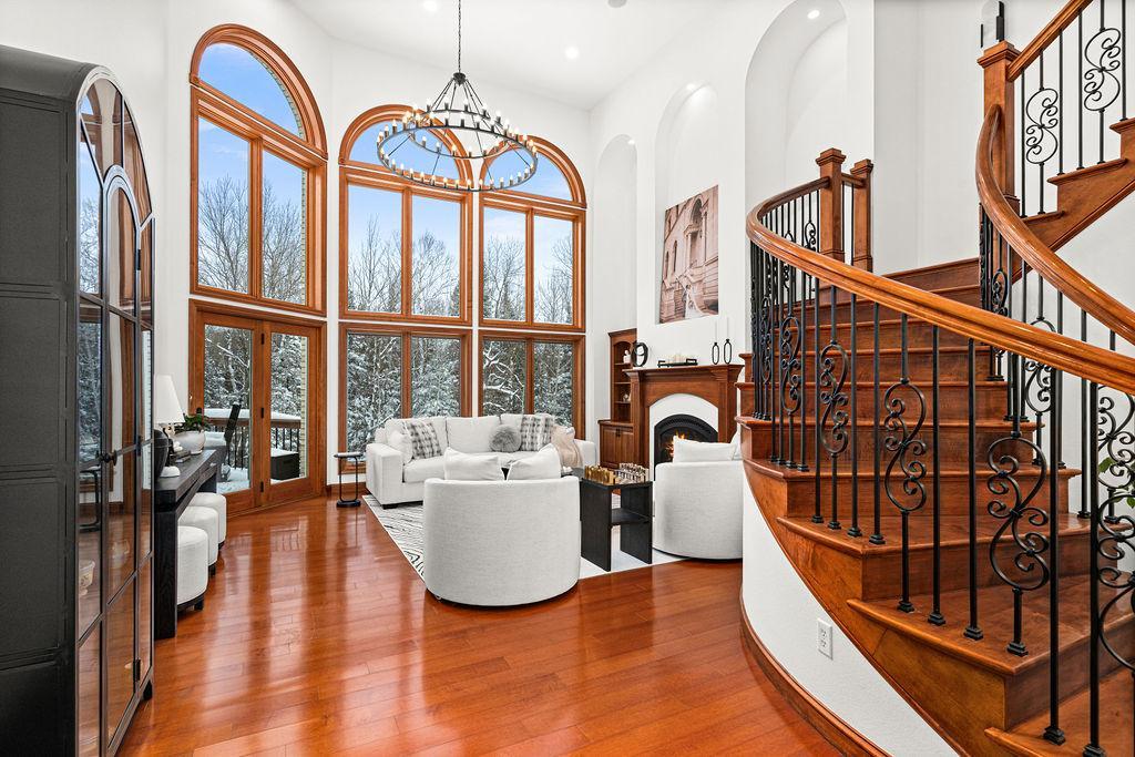 Duluth, Minnesota, 55811, United States, 6 Bedrooms Bedrooms, ,8 BathroomsBathrooms,Residential,Active,2013924
