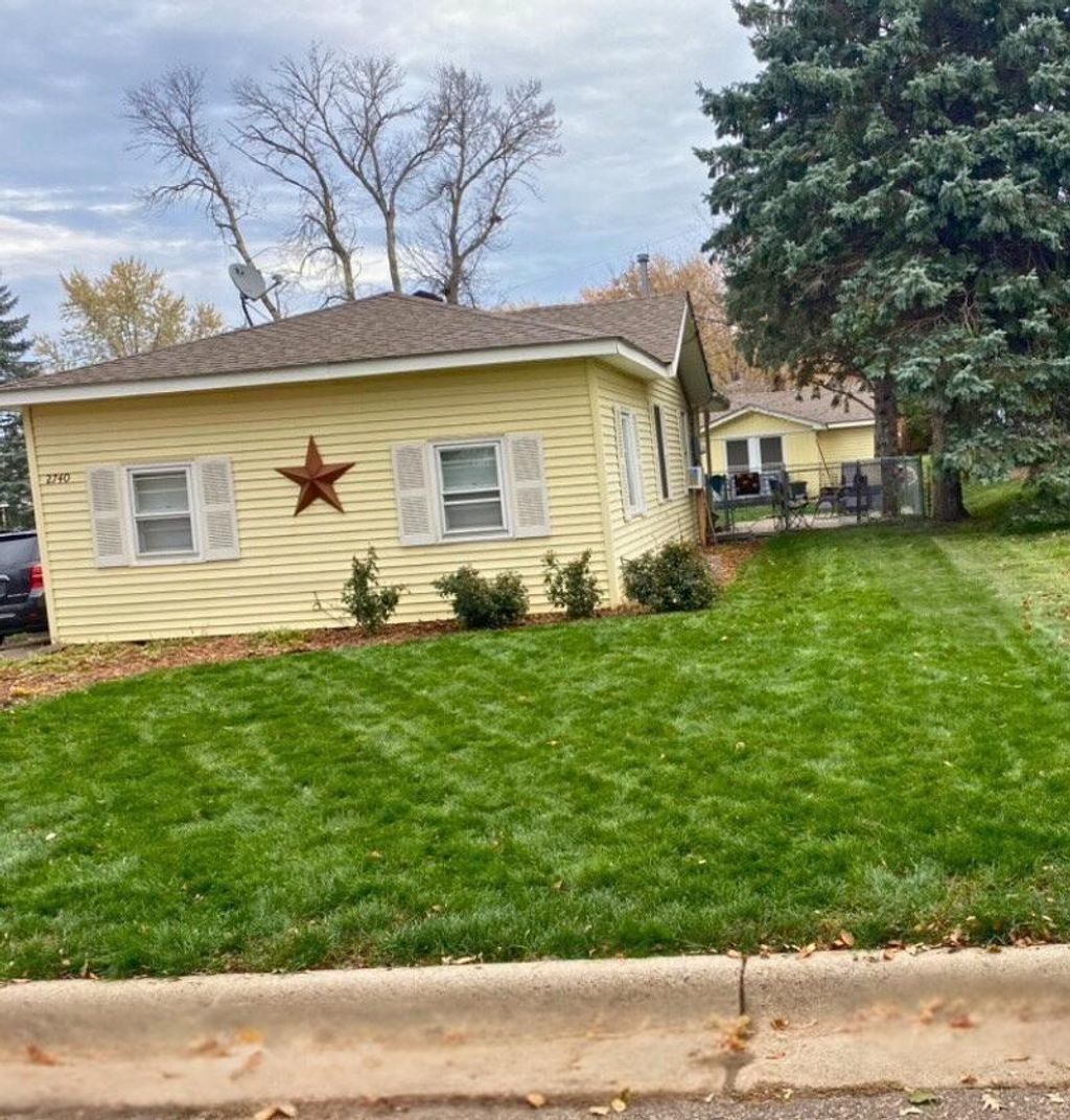 Photo of 2740 Larch Lane N, Plymouth, MN 55441 (MLS # 7022202)