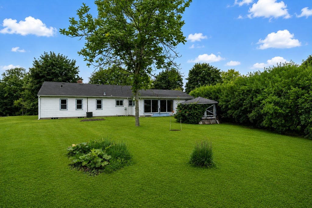 Photo of 128 N Park Lane, Le Sueur, MN 56058 (MLS # 7122556)