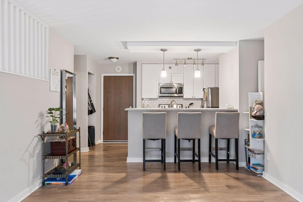 Photo of 433 S 7th Street #2211, Minneapolis, MN 55415 (MLS # 7041970)