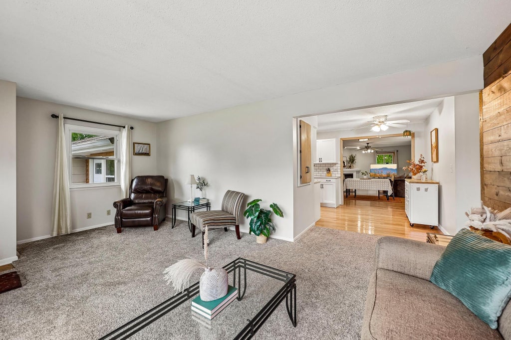 Photo of 2717 Terrace Drive, Burnsville, MN 55337 (MLS # 7112173)