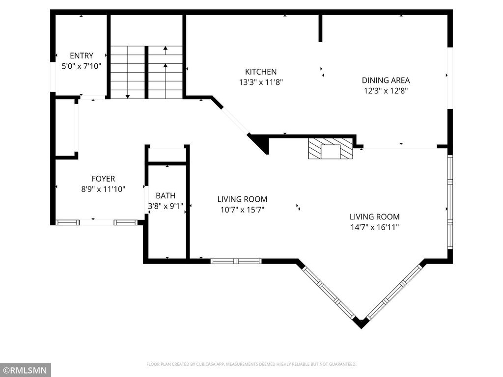 Photo of 619 Woodhaven Drive NE, Rochester, MN 55906 (MLS # 7014680)