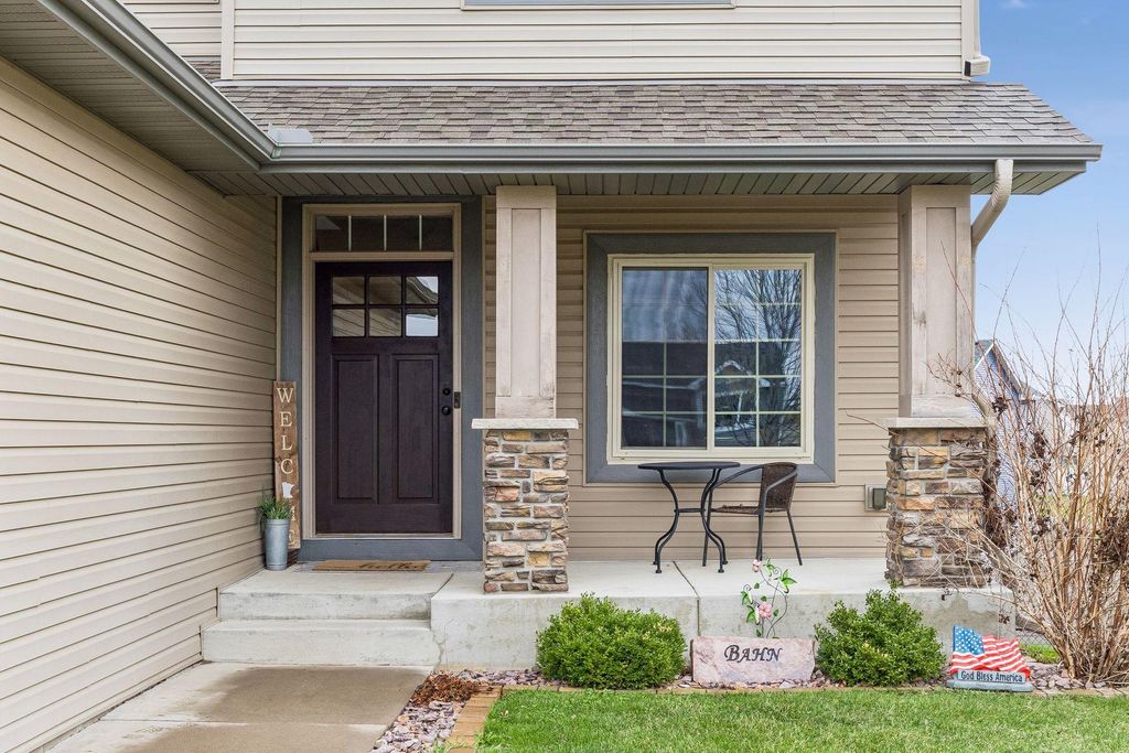 Photo of 1056 3rd Street SW, Delano, MN 55328 (MLS # 7056386)