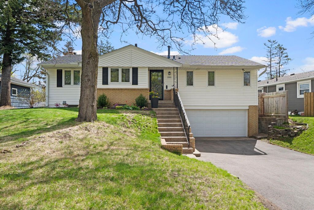 Photo of 2355 Sumter Avenue S, Saint Louis Park, MN 55426 (MLS # 7062982)