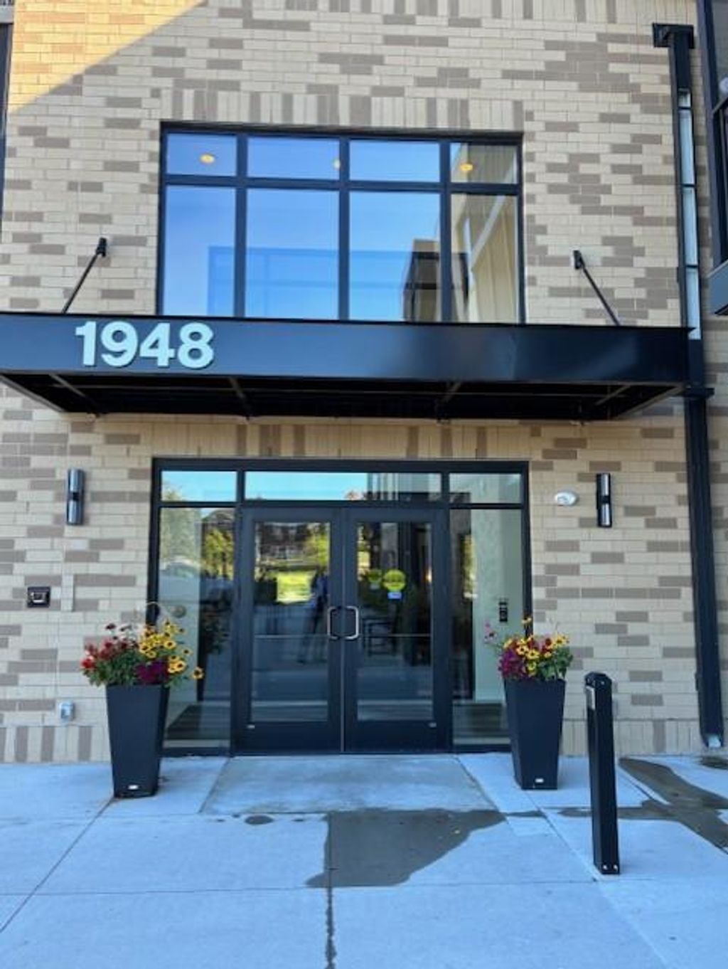 Photo of 1948 W Wayzata Boulevard #308, Long Lake, MN 55356 (MLS # 6803691)