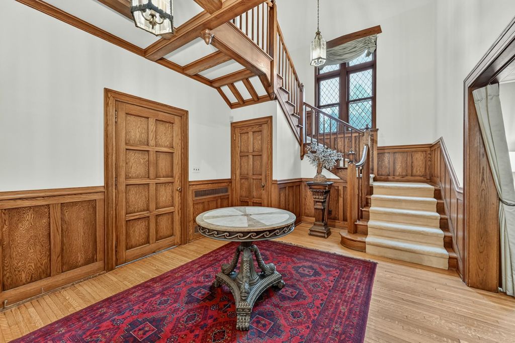 Photo of 801 9th Avenue SW, Rochester, MN 55902 (MLS # 7099546)