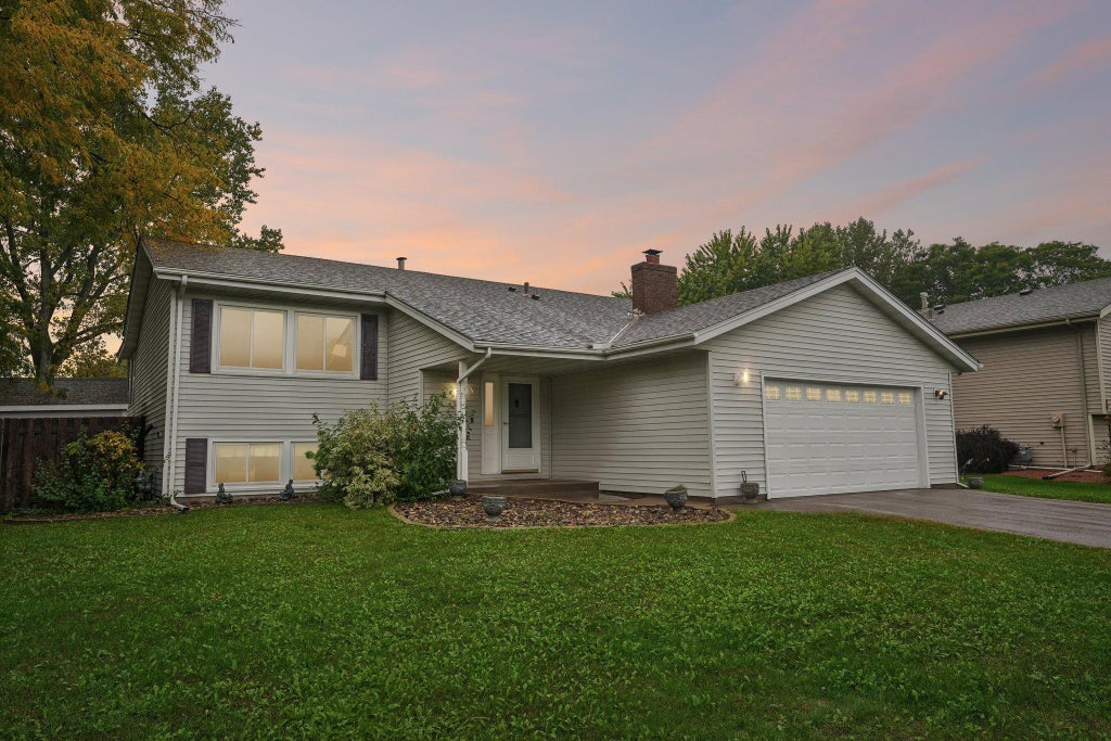Photo of 810 Clearbrook Lane, Vadnais Heights, MN 55127 (MLS # 7153855)