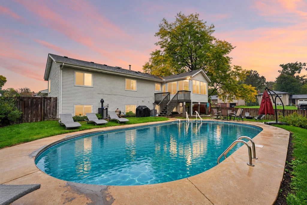 Photo of 810 Clearbrook Lane, Vadnais Heights, MN 55127 (MLS # 7153855)
