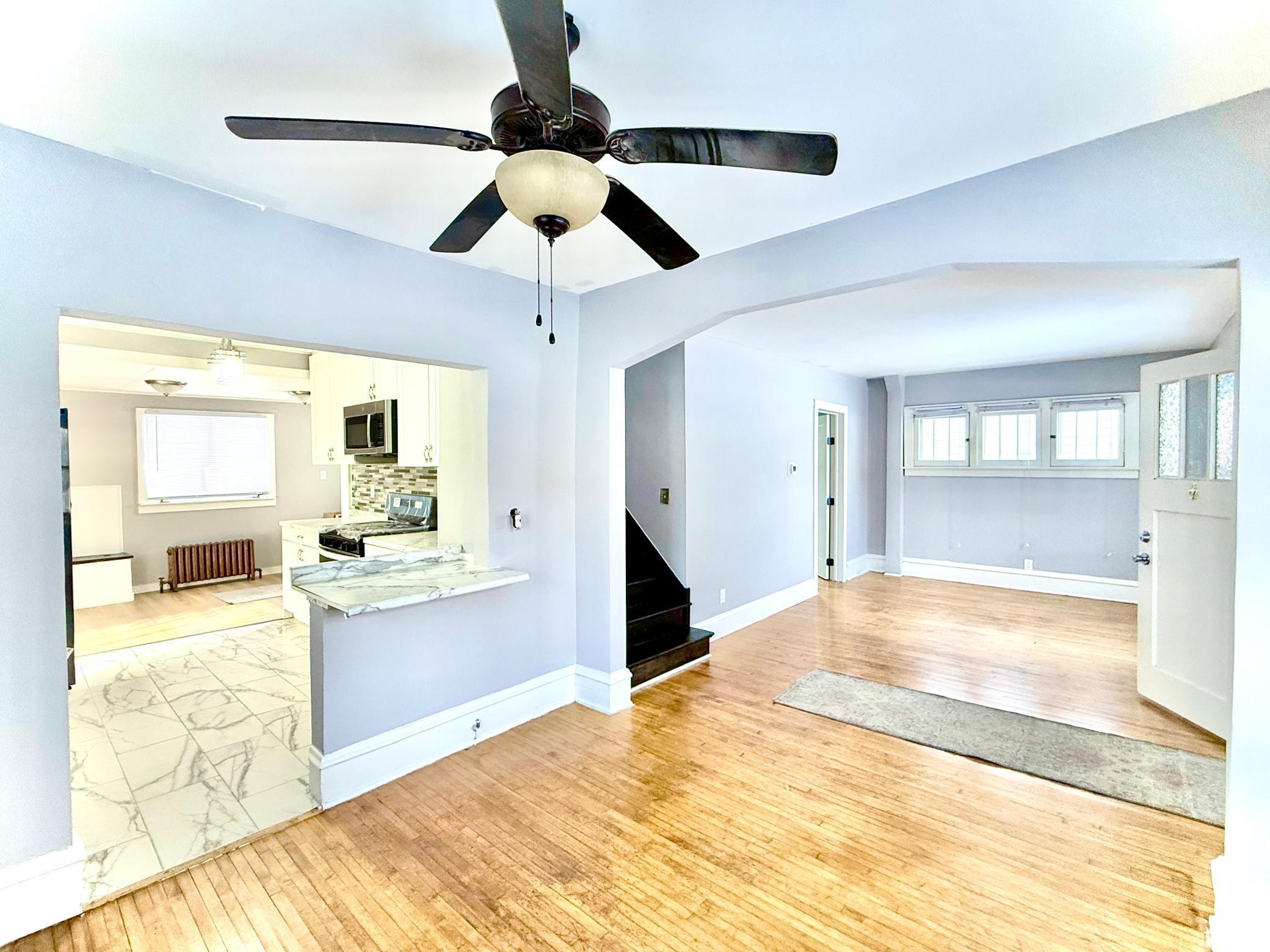 3346 Sheridan Avenue N