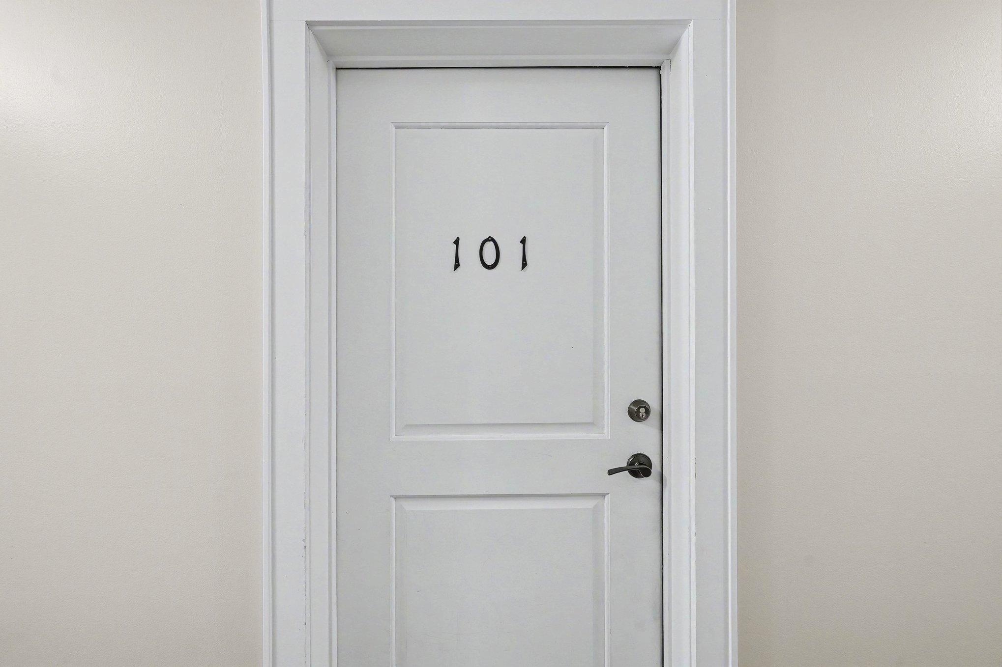 3810 W 31st Street 101