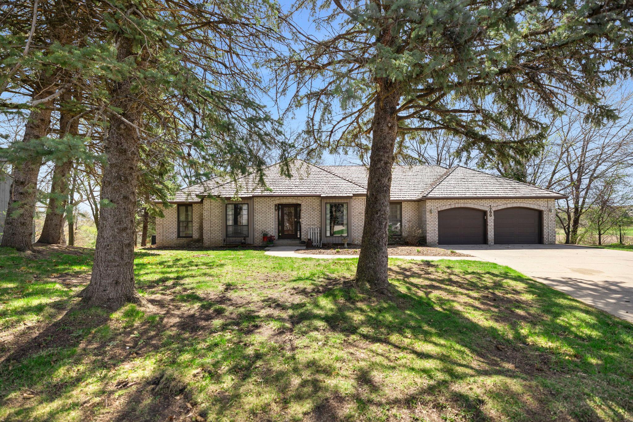 1700 Atwater Path