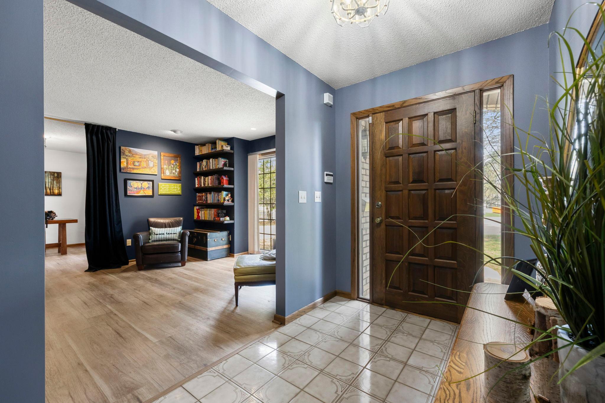 1700 Atwater Path