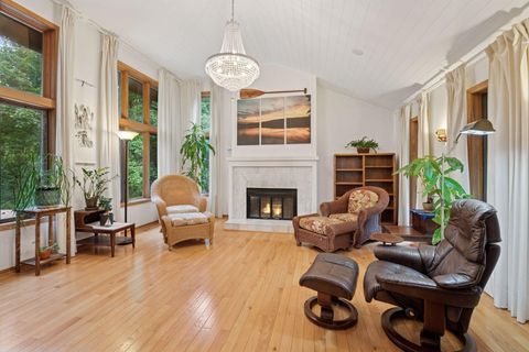 8166 Utah Avenue S Bloomington MN 55438