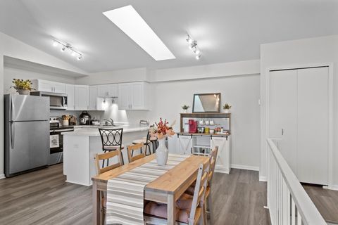 1030 Pond View Court Vadnais Heights MN 55127