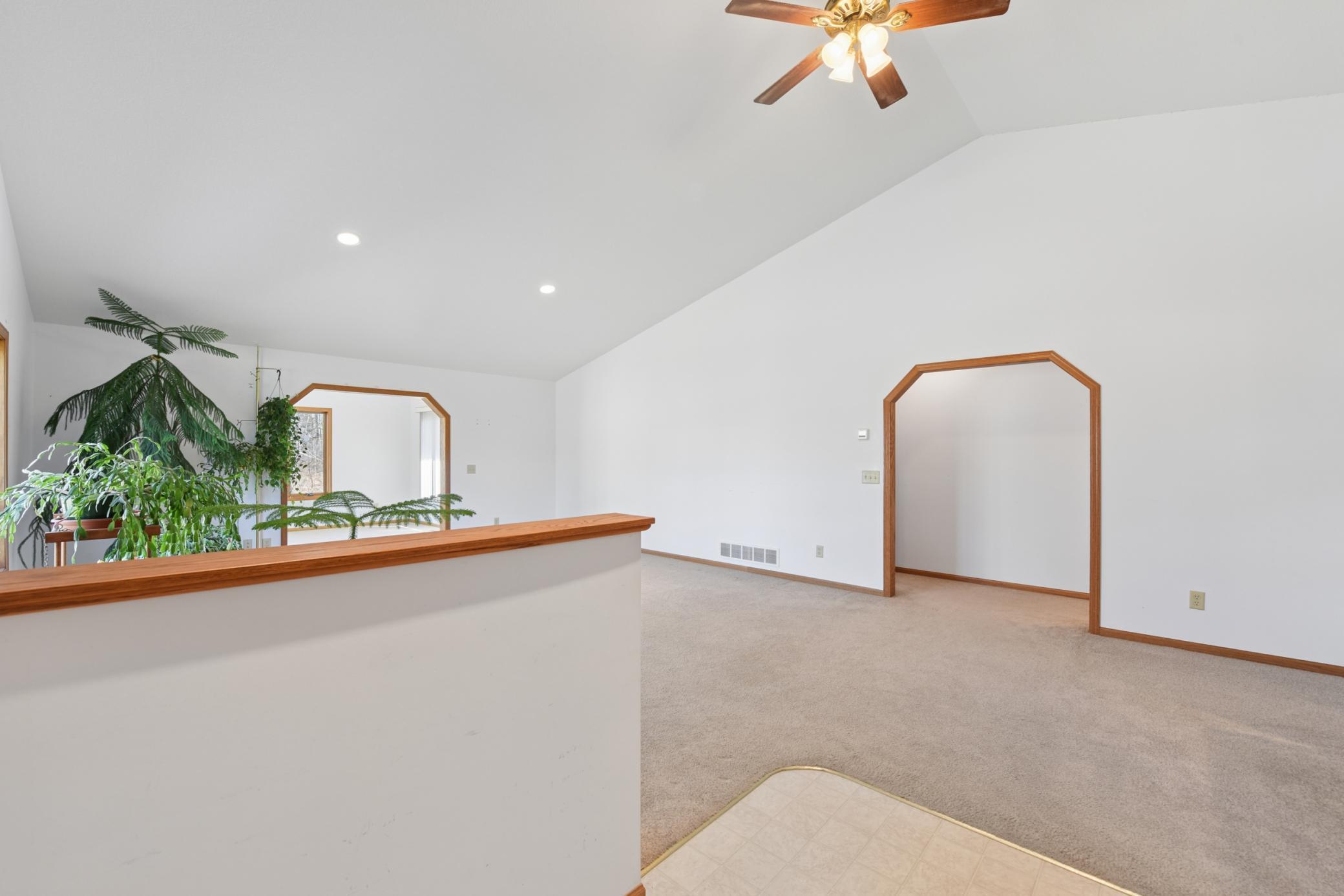 650 Deer Path