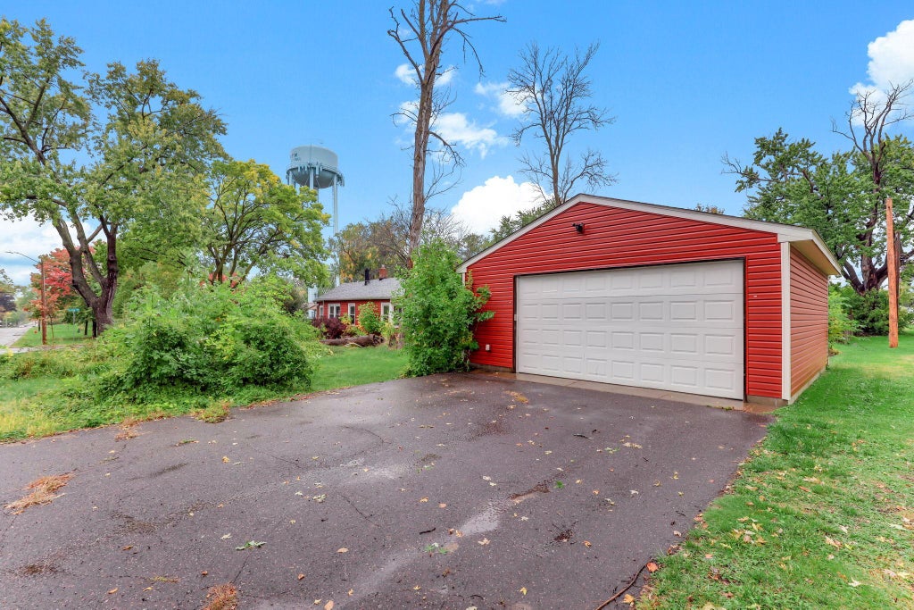 Photo of 2526 2nd Street N, North Saint Paul, MN 55109 (MLS # 7152028)