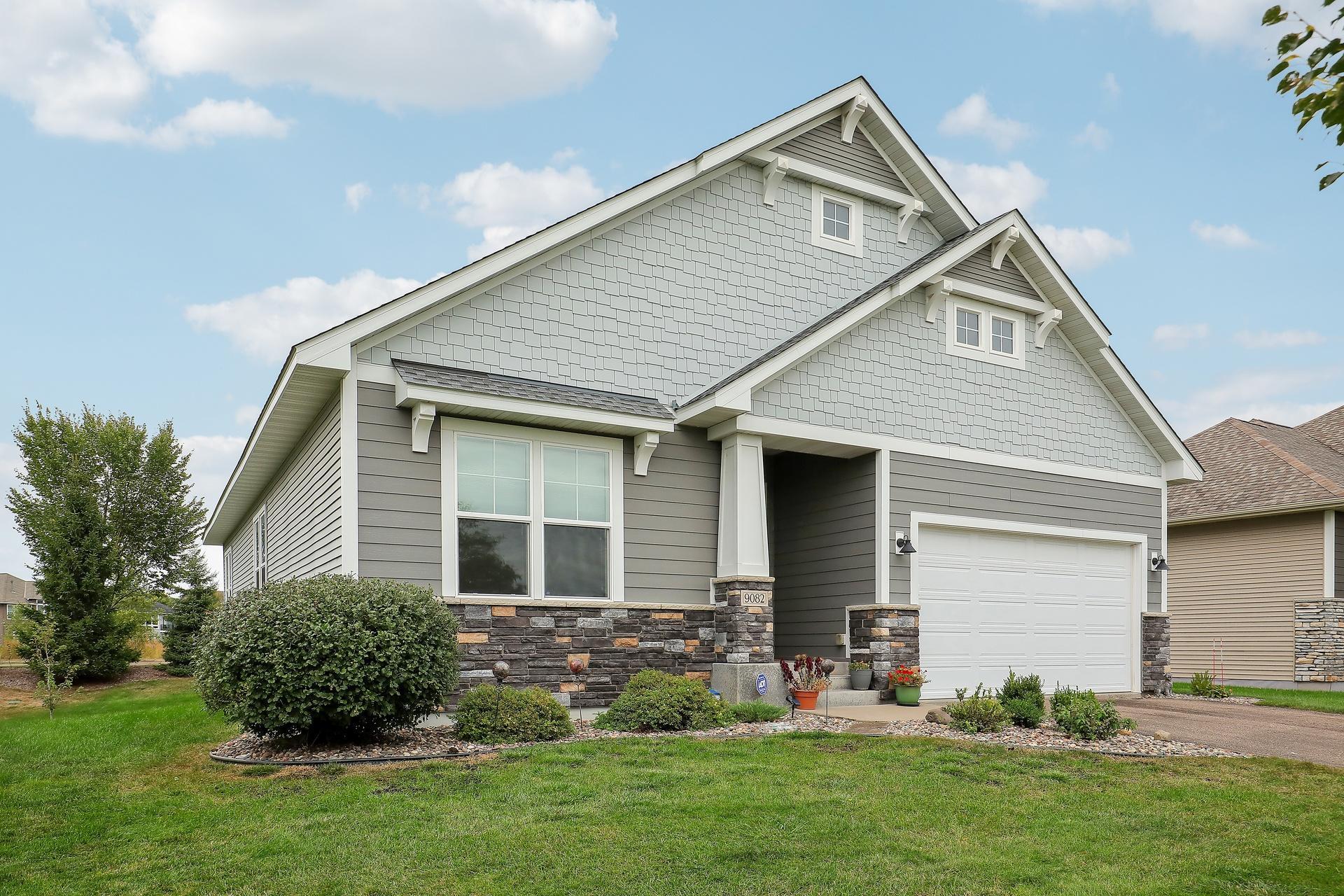 9082 Jade Circle N