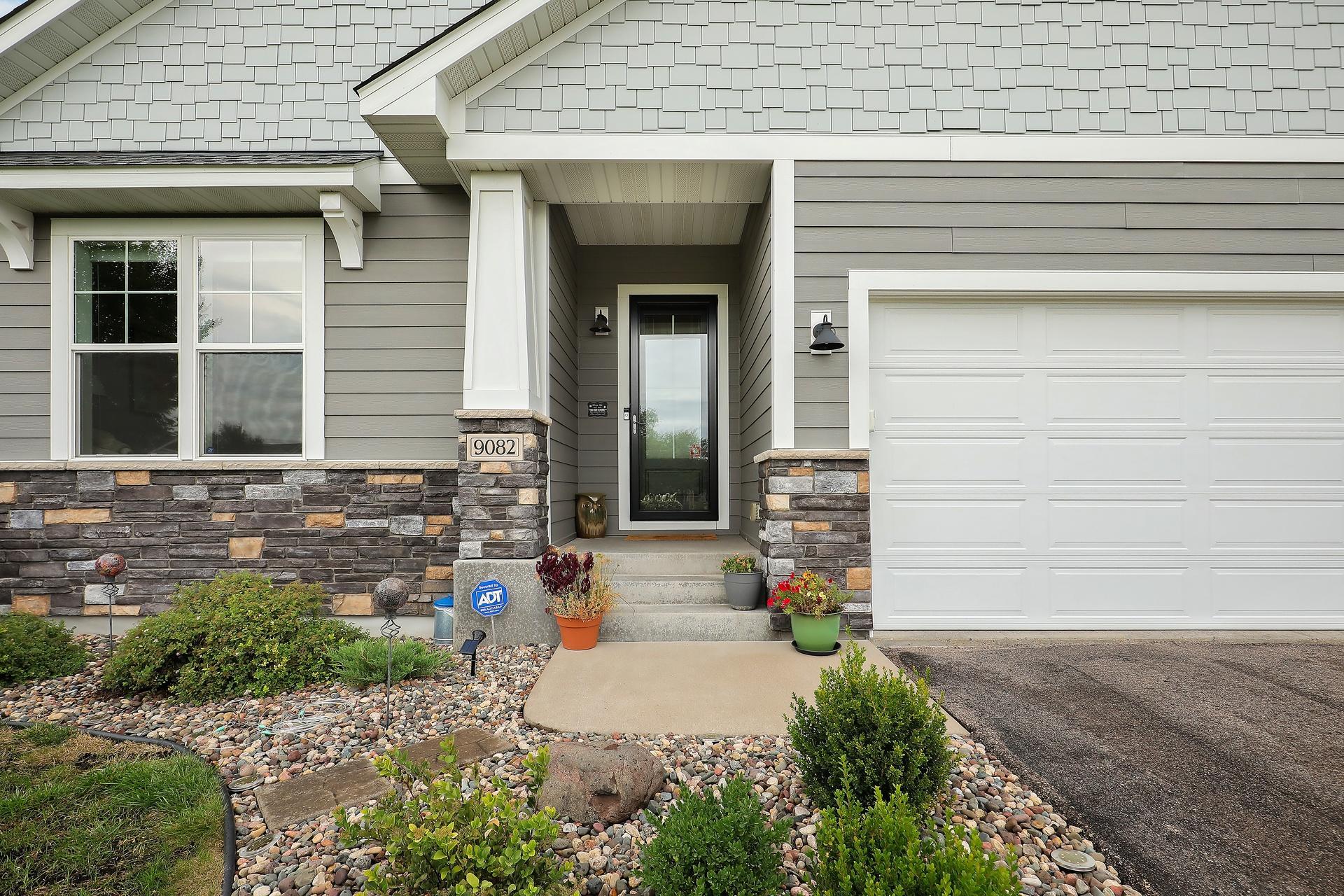 9082 Jade Circle N