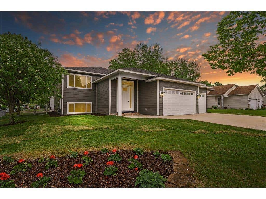 Photo of 7473 96th Street S, Cottage Grove, MN 55016 (MLS # 7112446)