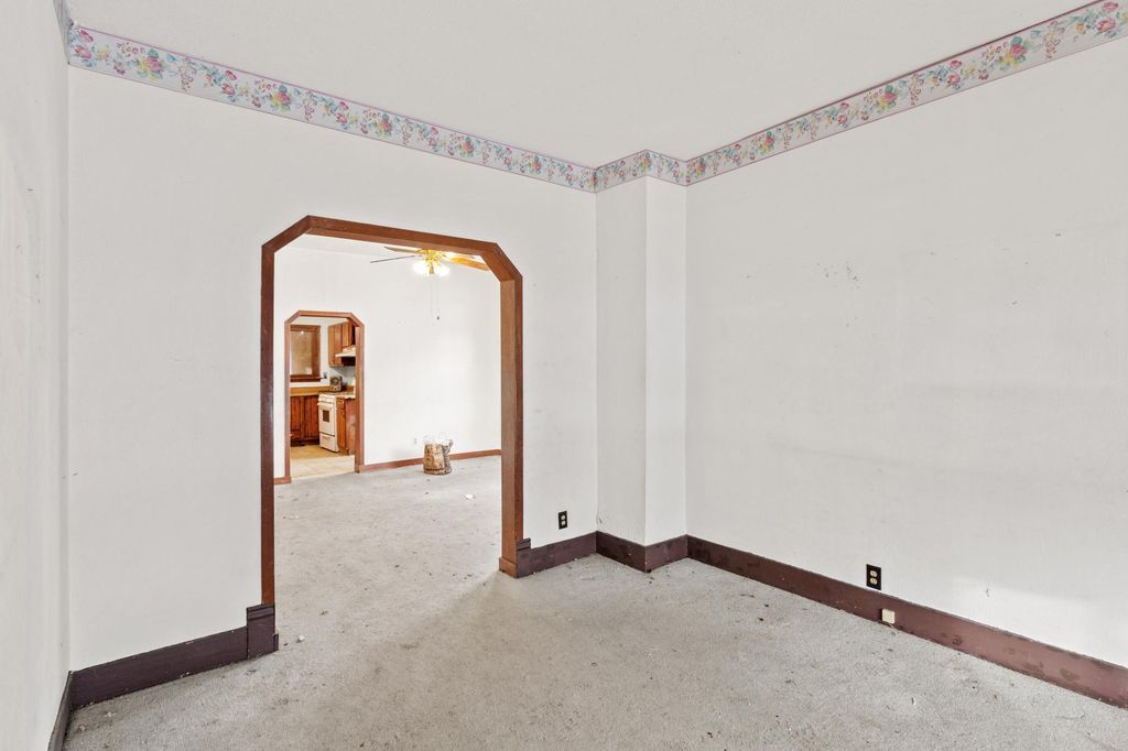 Photo of 687 Sims Avenue, Saint Paul, MN 55106 (MLS # 7016963)