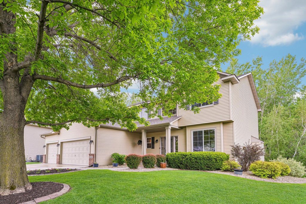 Photo of 20685 Gemini Trail, Lakeville, MN 55044 (MLS # 7079972)