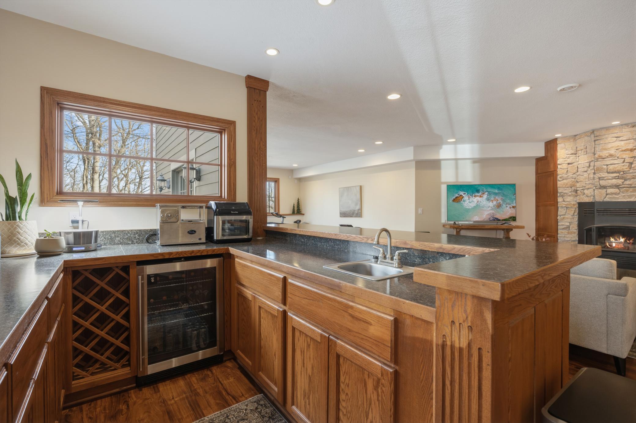 Shafer, Minnesota, 55074, United States, 4 Bedrooms Bedrooms, ,6 BathroomsBathrooms,Residential,Active,2031419