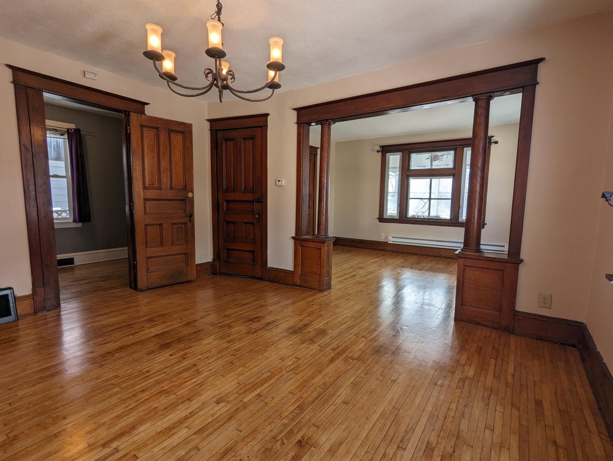 283 Front Avenue