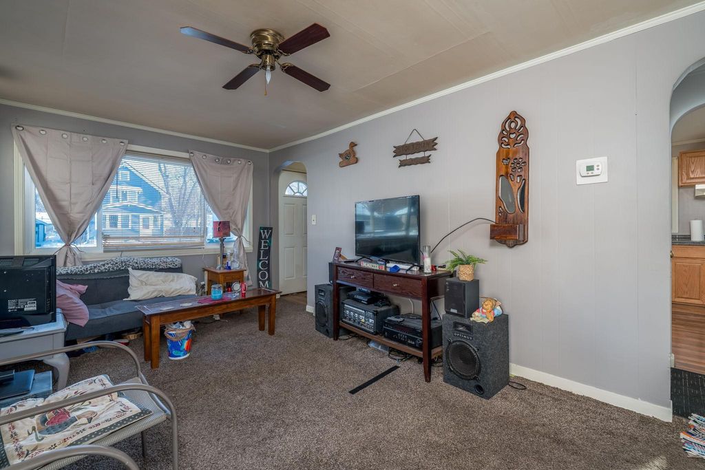 Photo of 719 Nicollet Avenue, North Mankato, MN 56003 (MLS # 7039647)