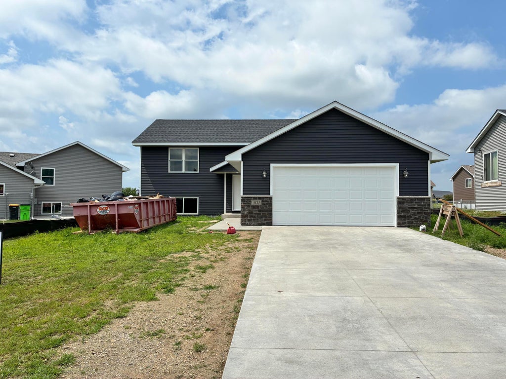 Photo of 1825 Cypress Trail, New Richmond, WI 54017 (MLS # 7150147)