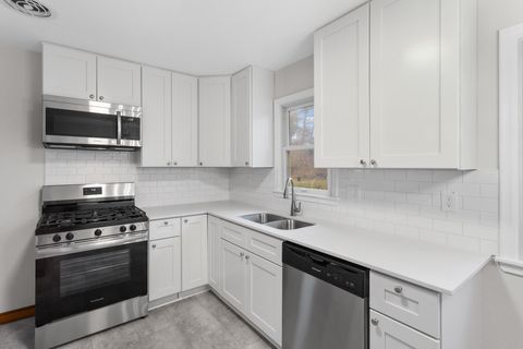 947 Lovell Avenue W Roseville MN 55113