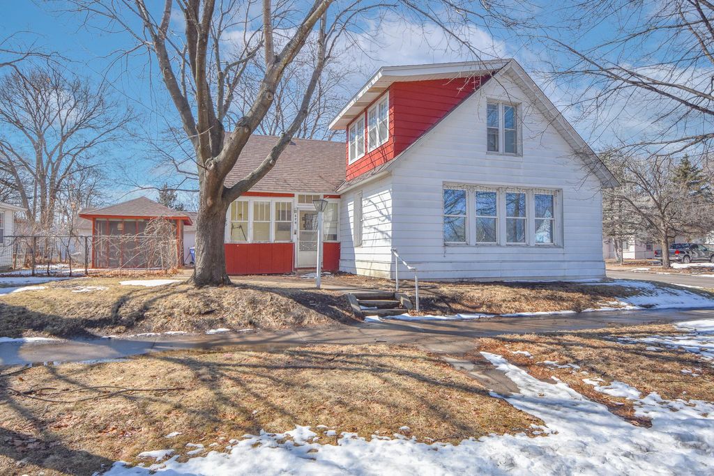 Photo of 529 10th Avenue N, Saint Cloud, MN 56303 (MLS # 7040223)
