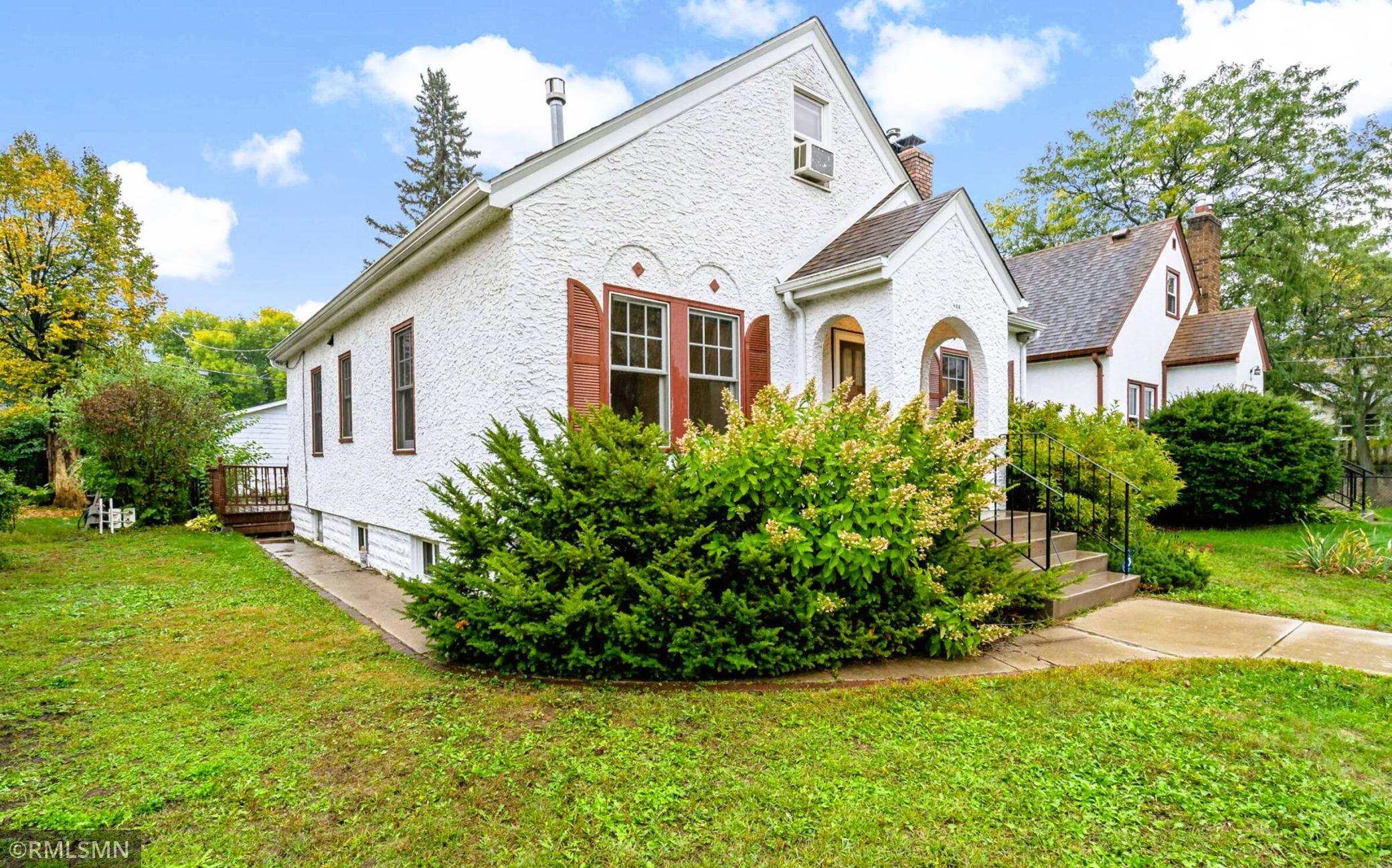 844 Winslow Avenue