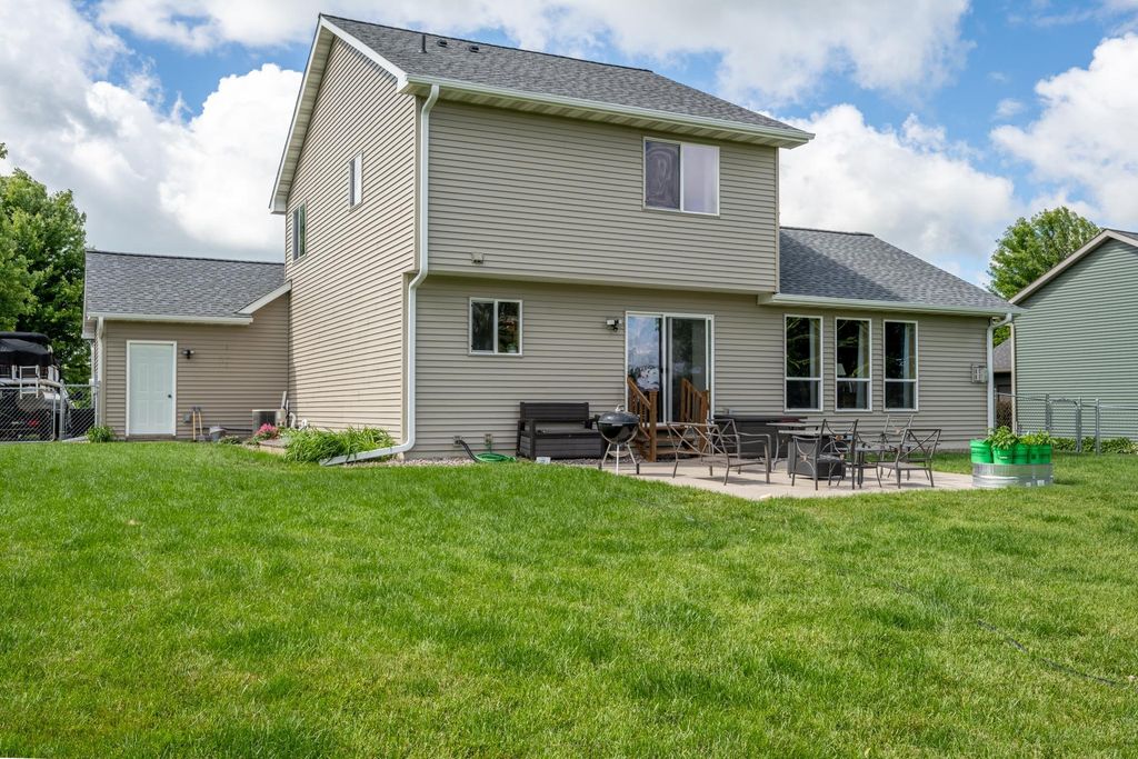 Photo of 293 Birch Street, Baldwin, WI 54002 (MLS # 7099722)